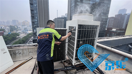 空調(diào)霉味電費(fèi)暴增 酒店2025五步清洗避坑 省電25%+除菌99%