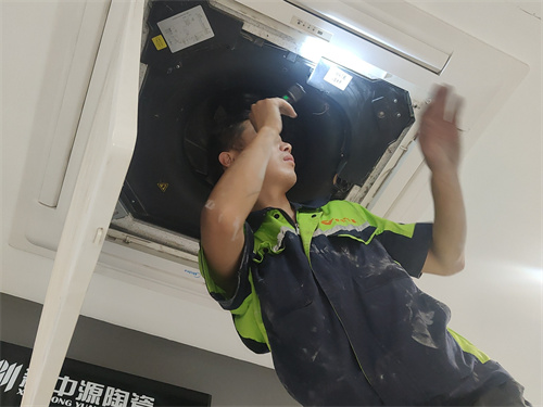 中央空調(diào)壓縮機維保服務